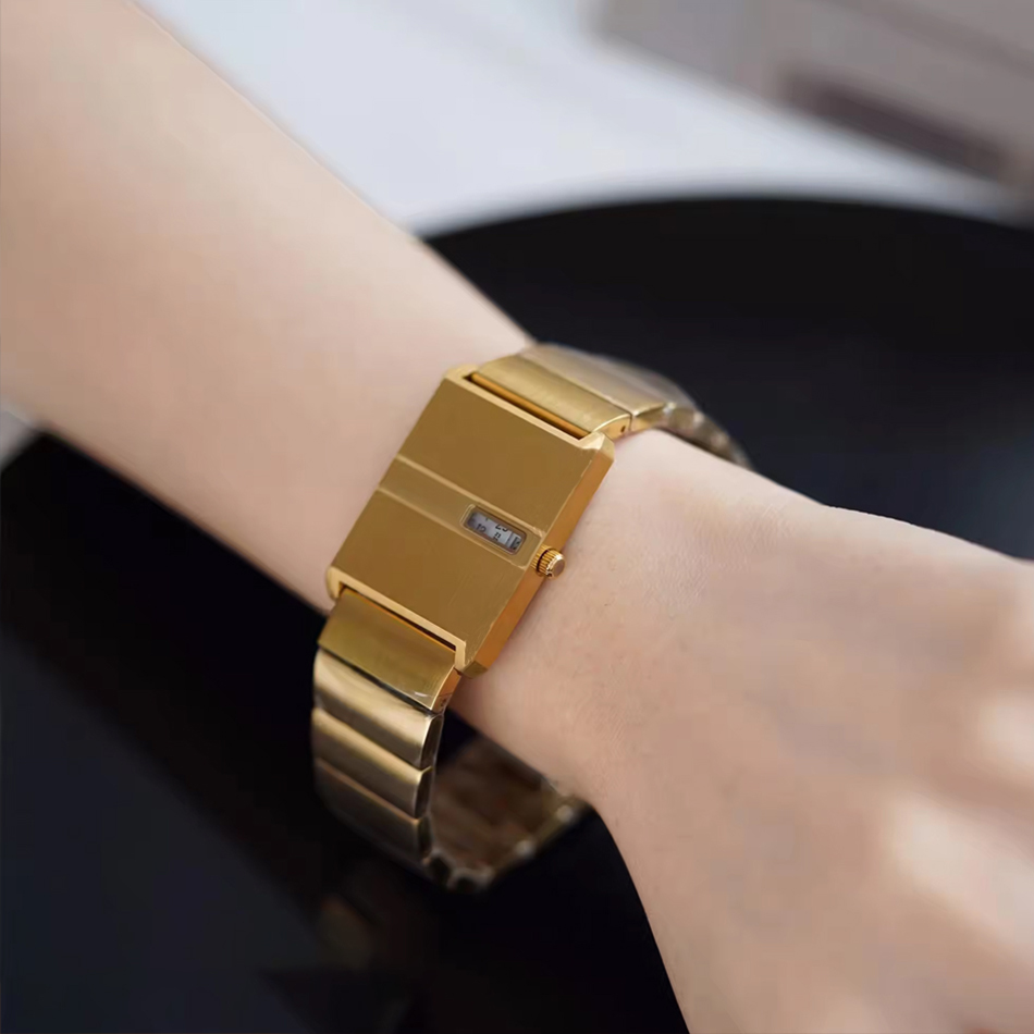 Men's Bracelet Watches Square  - Luxury Watch Market recension och pris